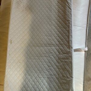 Premium White Quilted changing pad